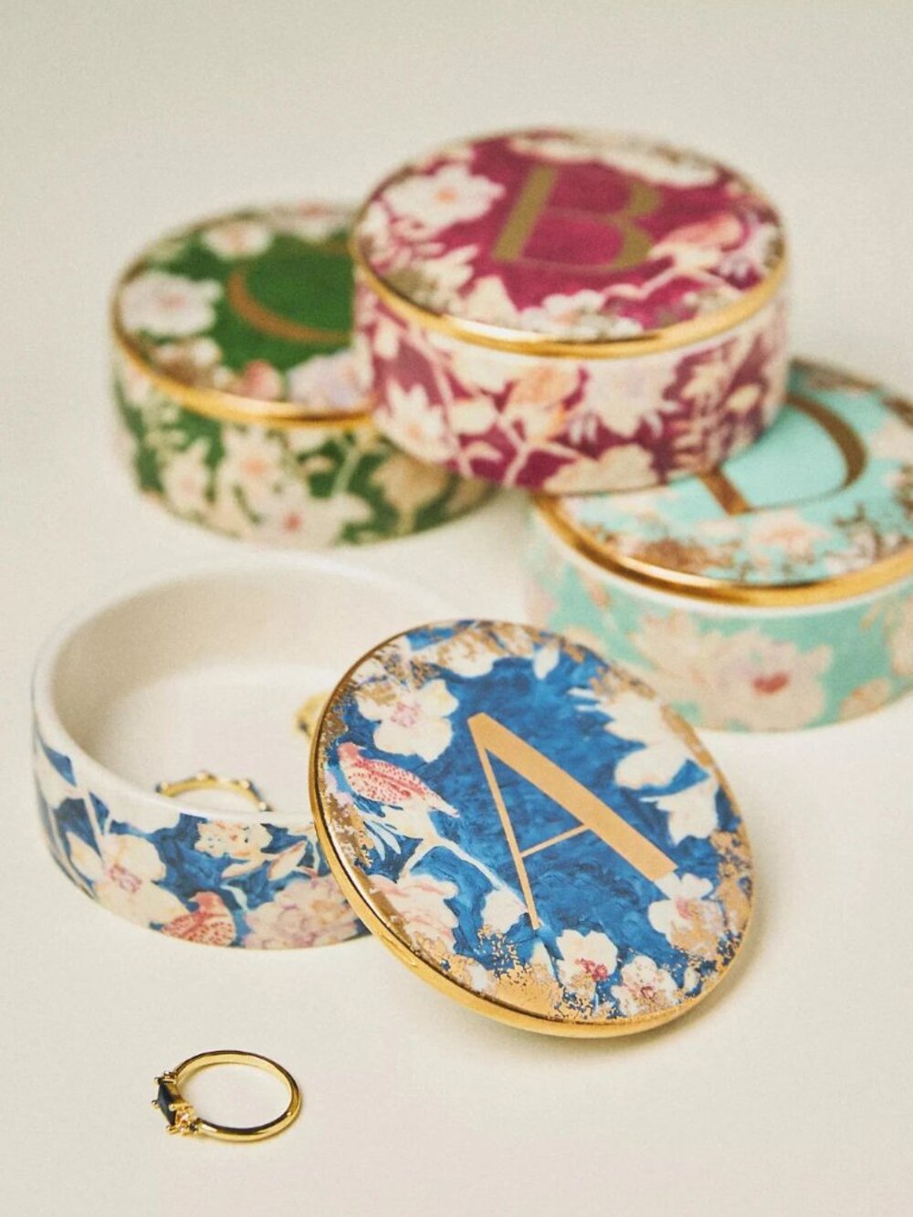 Anthropologie Emmaline Stoneware Lidded Monogram Trinket Dish, Letter U